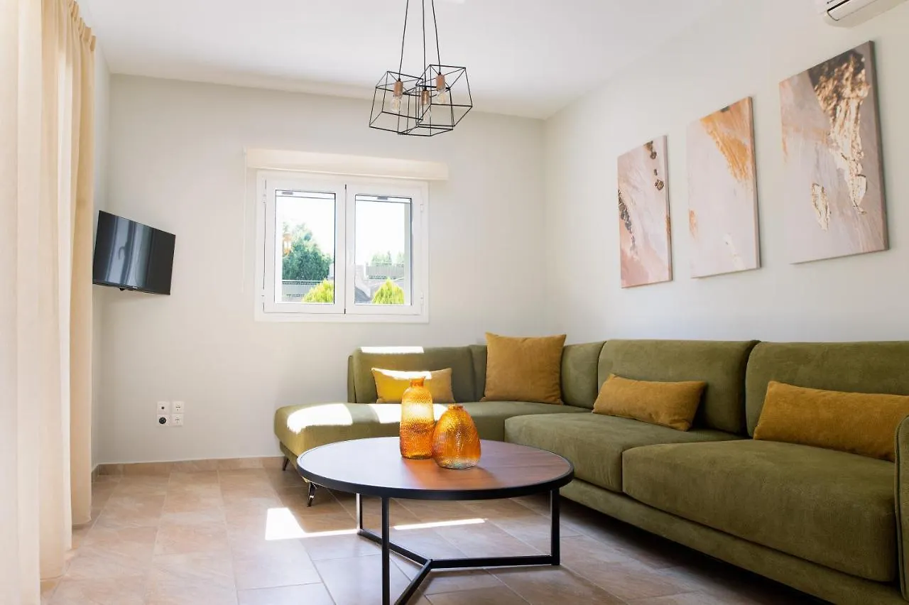 Vasilopoulos Residences - Villa Emelia With Shared Pool Argostóli