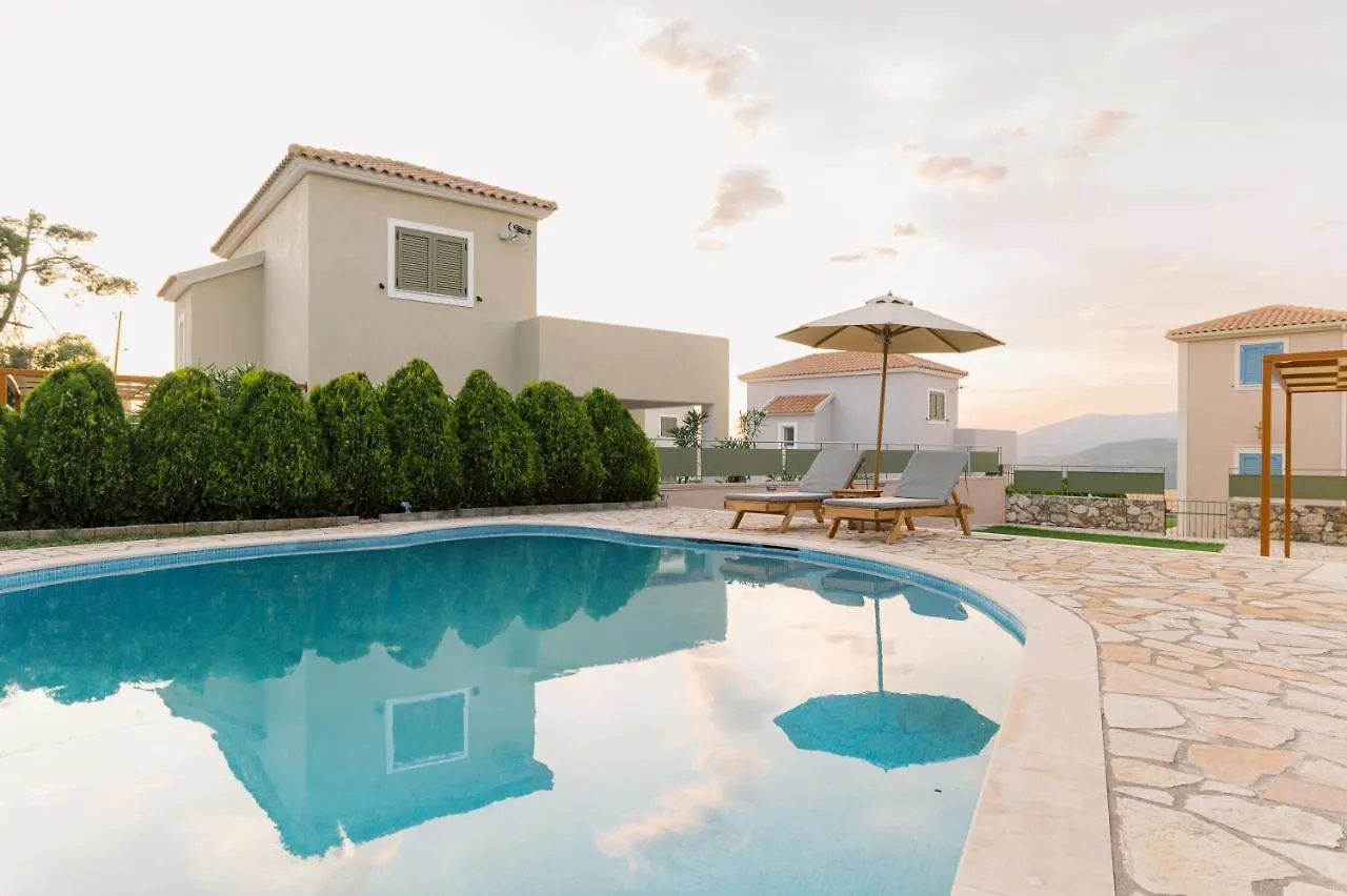 Vasilopoulos Residences - Villa Emelia With Shared Pool Argostóli